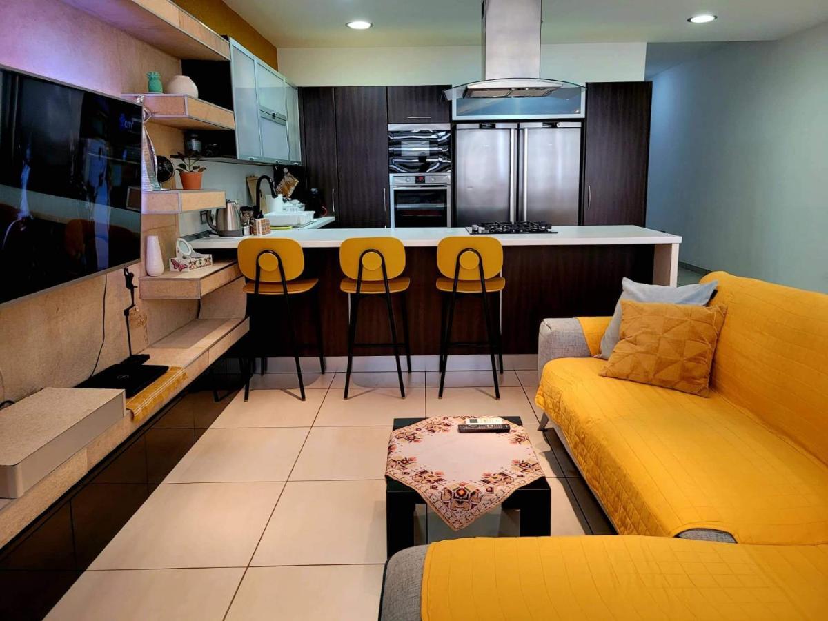 1 Bedroom Apartment With Living Room And Terrace San Gwann Bagian luar foto